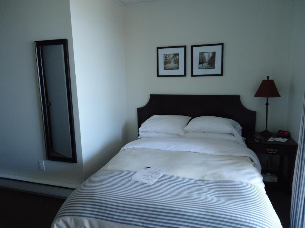 Hotel-Motel Baie-Ste-Catherine Ngoại thất bức ảnh